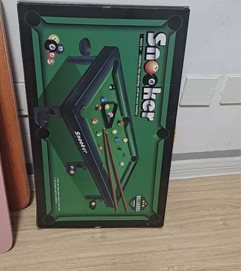 儿童玩具，桌面台球，就玩过一次，搬家不带走...