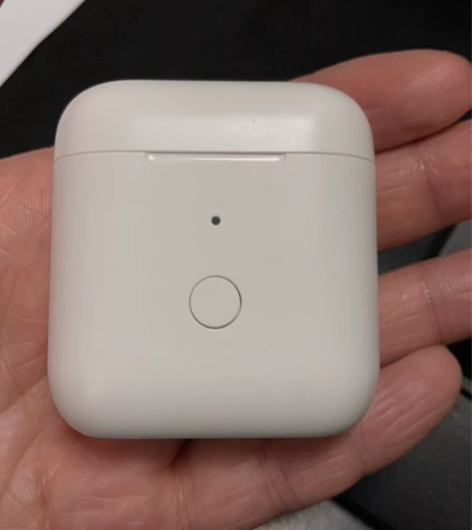 qcy t8 成色新，但左耳为后补，可能是...