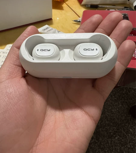 QCY蓝牙耳机，苹果华为适用，无包装未用过...