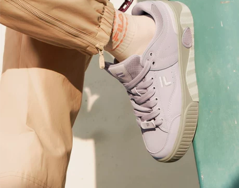 女子潮流板鞋秋季新品时尚厚底时尚运动鞋子