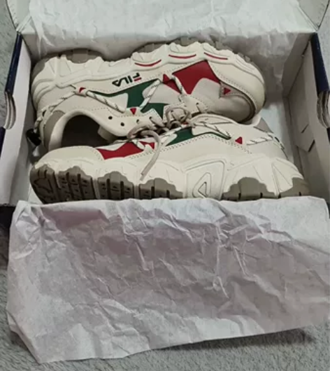 斐乐全新女鞋运动老爹鞋 Size:38（2...