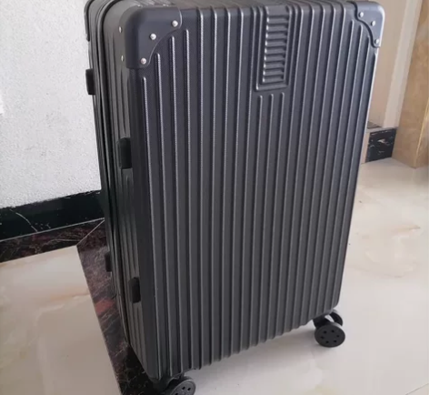 转让全新30寸密码箱学生网红行李箱搬家必备...