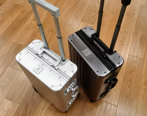 深空灰色全铝镁合金行李箱男万向轮拉杆箱24...