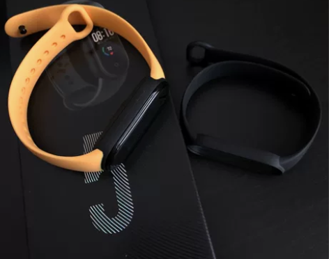 小米手环5 双色手带 仅拆封，99新，包装...