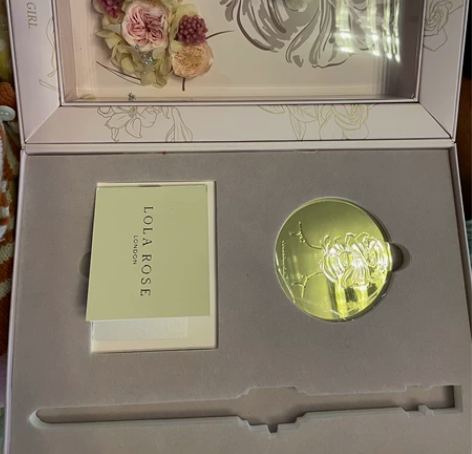 Lola Rose绿色手表，俗称小绿表，为...