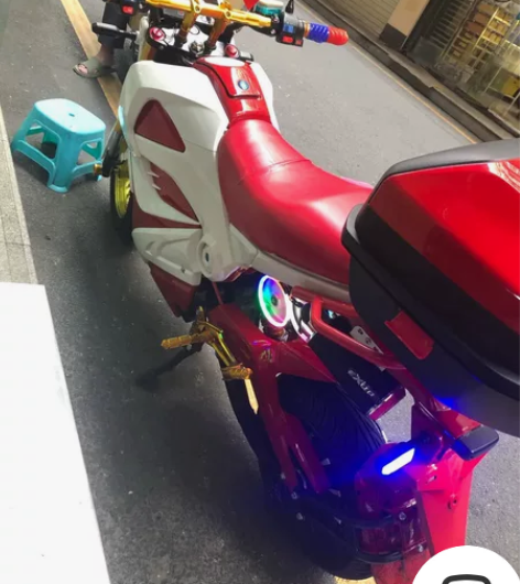 72伏续航80公里落地时速85 感兴趣的话...