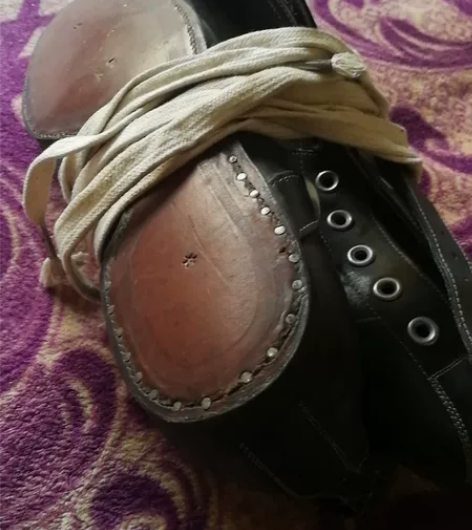 滑冰鞋牛皮的全新，鞋長24厘米闲置转让给需...