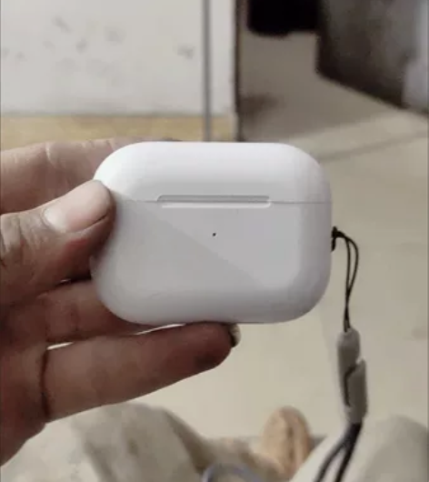 低价处理华强北耳机 淘宝买的 没带几次 感...