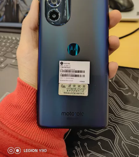 摩托罗拉moto edge X30  95...