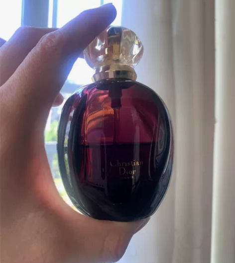 Dior紫毒香水 50毫升余量如图一半左右...