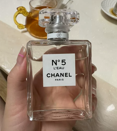香奈儿5号香水,50ml,闲置 感兴趣的话...