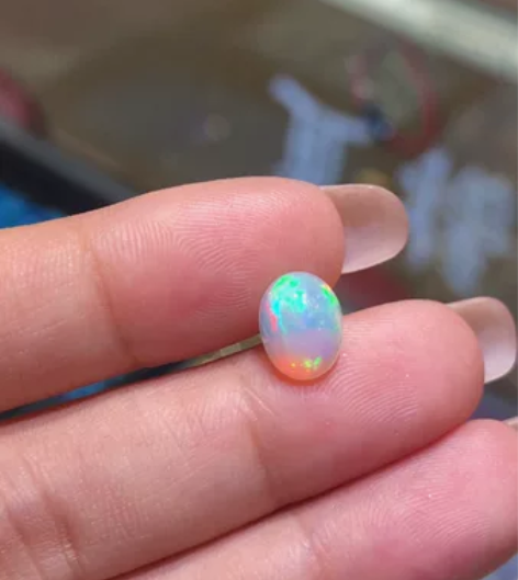 收藏级精品天然炫彩欧泊，大颗粒7*9mm！...