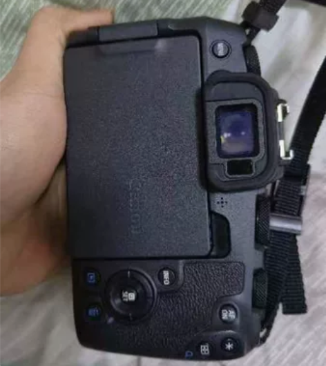 出佳能rp，原厂转接环，小痰盂1.8三代，...