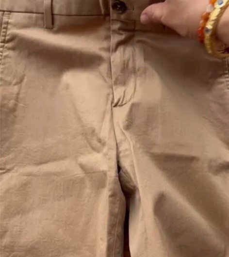 夏装男生校服卡其色短裤S码和L码,S码洗过...