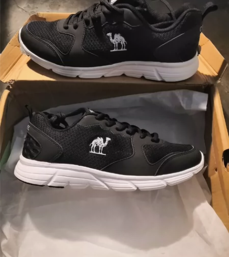 骆驼男士休闲运动鞋，网面，带防尘袋 感兴趣...