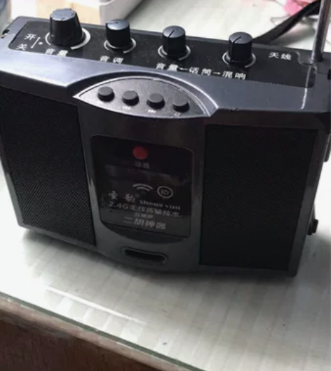 这个机器是我老爸用过的，他喜欢二胡演奏，是...