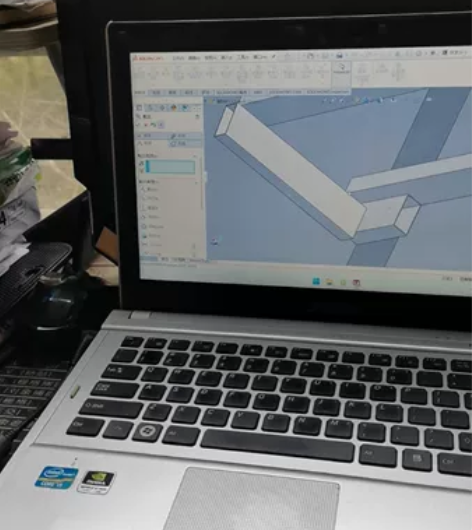 清华同方锋锐X46H笔记本电脑 正常使用，...