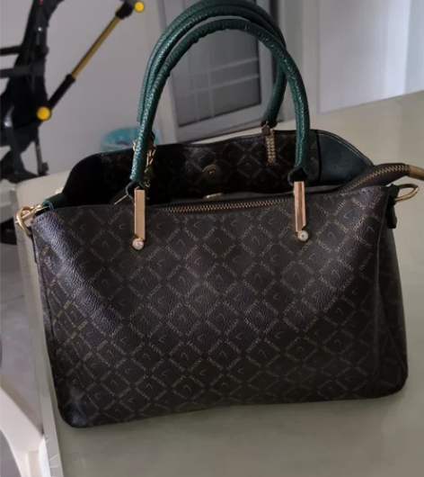 包包 女 女士包 手提包 没背几次 感兴趣...