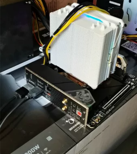 微星z490i unify换新主板，箱说全...