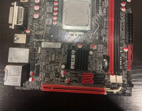 七彩虹b85itx主板，尺寸17*17，带...