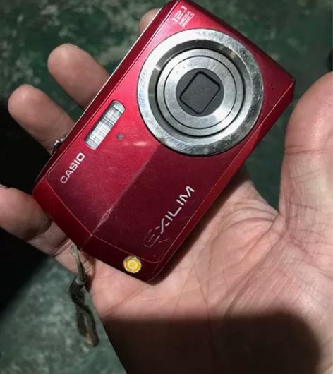 卡西欧相机，相机闪光灯有时好有时不好，其他...