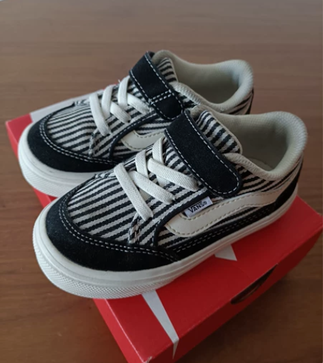 非全新 vans超轻帆布鞋 vans万斯儿...