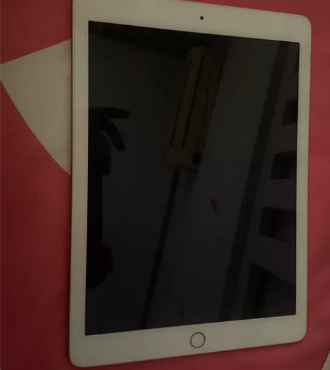 几乎全新国行苹果ipad 5 2017版9...