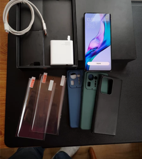 在保自用的 小米mix4 黑色 12+51...