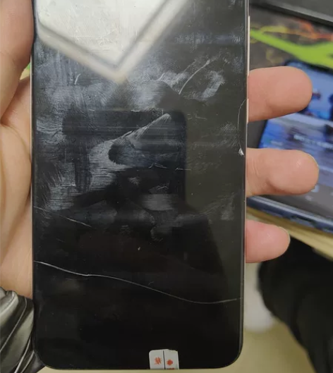 小米8  6+128GB内存，  骁龙84...