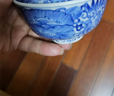 日本老瓷器 青花盖碗 感兴趣的话点“我想要...