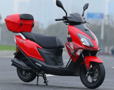 含泪亏本出二手全新铃木UY125cc摩托车...