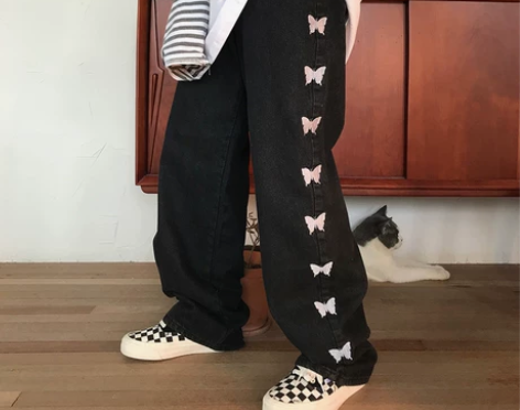 川子街店2020新款刺绣宽松直筒高腰牛仔裤...