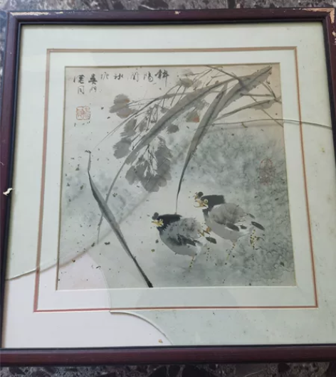 吴湛圆，生于苏州，擅花鸟，兼画人物山水，作...
