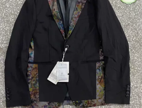 特价清仓全新男士商务休闲西装 品牌：虎都全...