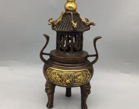古玩铜器收藏，鎏金双龙戏珠塔熏香炉，工艺精...