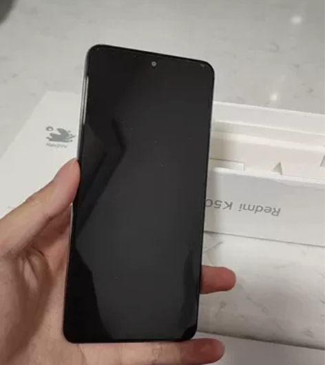 红米k40pro内存8+128白色晴雪版本...