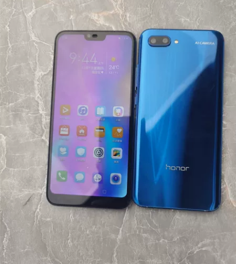 荣耀10 6+128   麒麟970鸿蒙系...