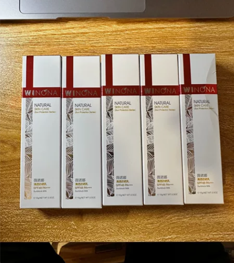 薇诺娜防晒，15g，入多了，一支35，两只...