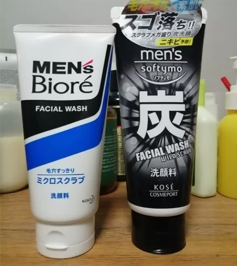 KOSE高丝男士黑炭洗面奶130g清爽控油...