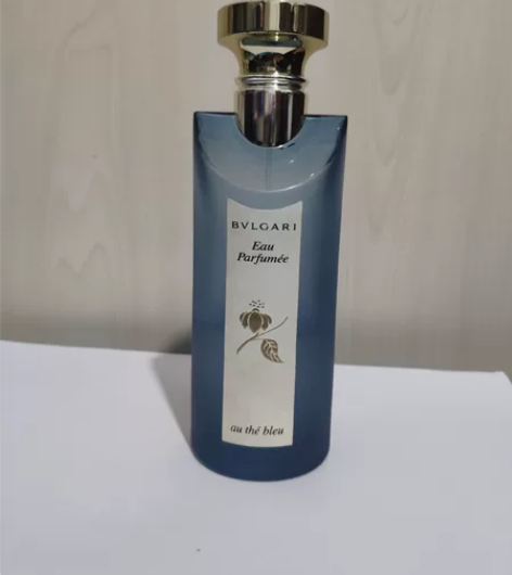 宝格丽茗蓝中性香水150ml，所见即所得。...