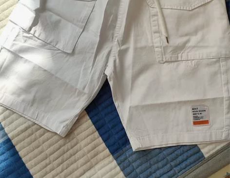 熙熙布衣140工装短裤，全新，带吊牌，两件...