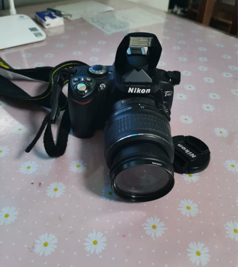 尼康单反D30买来就玩了几次，几乎全新各功...