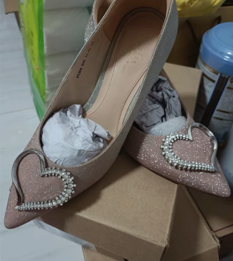 Tata他她高跟单鞋亮面皮鞋 品牌：他她 ...