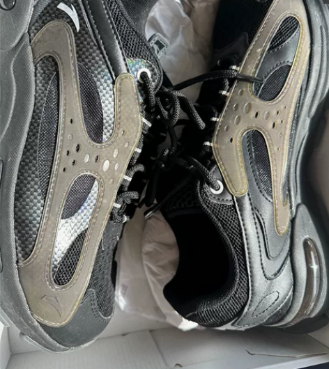 安踏篮球鞋 狂潮43码近乎全新