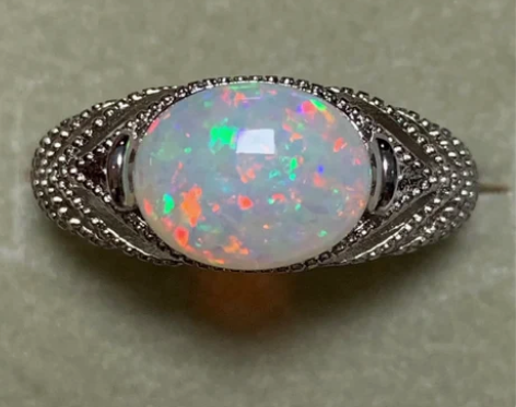 天然澳洲白欧泊收藏级1.700克拉 看上议...