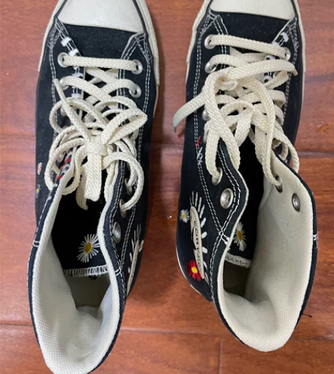 匡威高帮帆布鞋刺绣男女款 闲置便宜出手