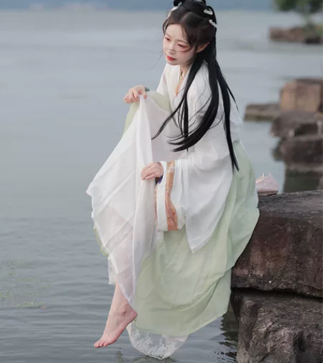 五五年汉服，退坑出汉服三件套66非偏远全新...