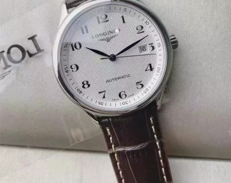 浪琴名匠，闲置手表一块，有意者私聊 感兴趣...