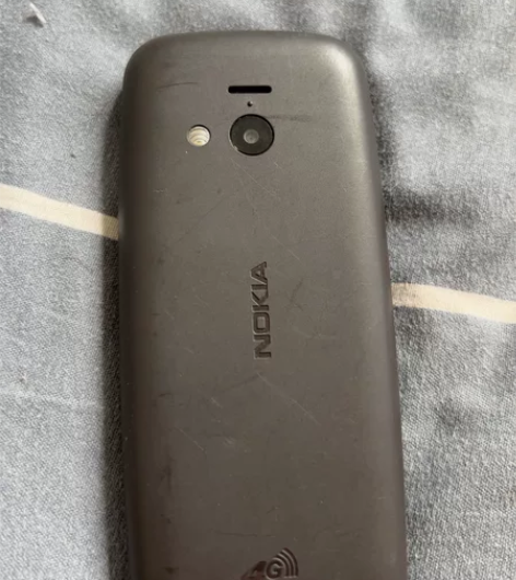 诺基亚手机老年机4G 感兴趣的话点“我想要...