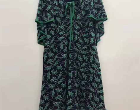 新款绿色V领荷叶边袖印花宽松雪纺连衣裙… ...